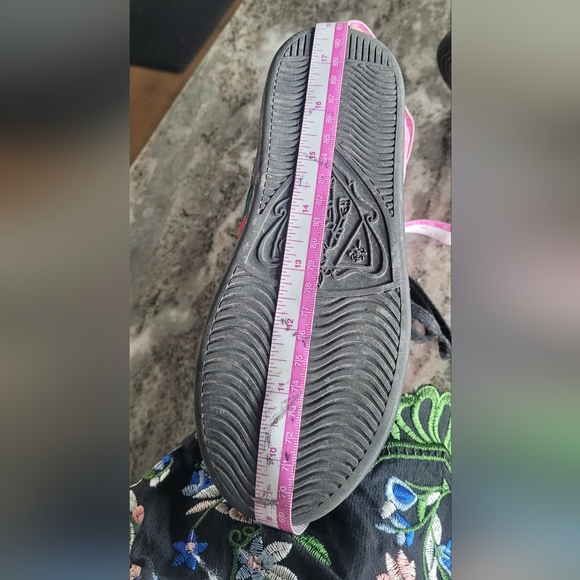 Gucci Ace Sneakers - Picture 8 of 8